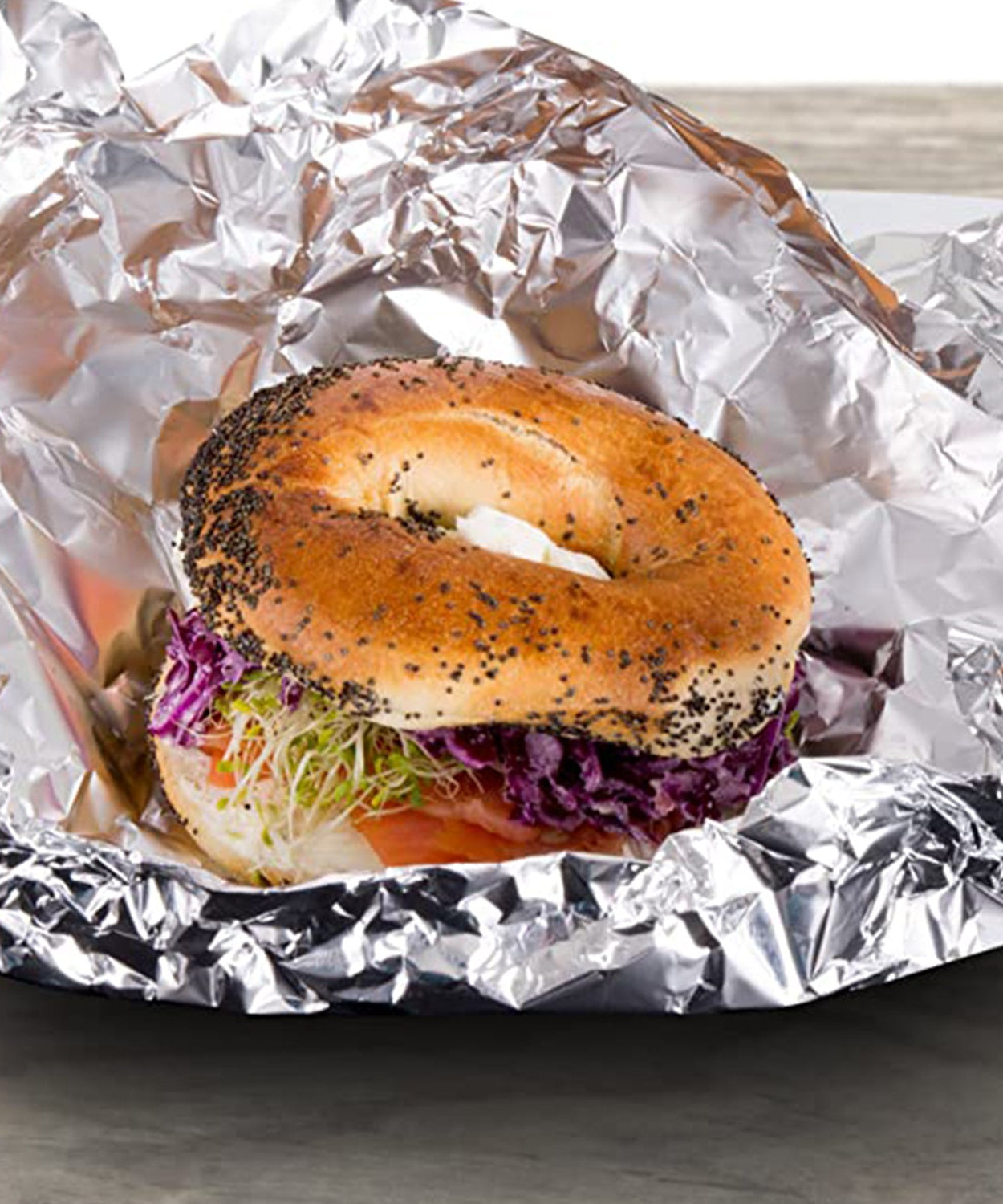 Thick aluminum foil roll for grilling and baking