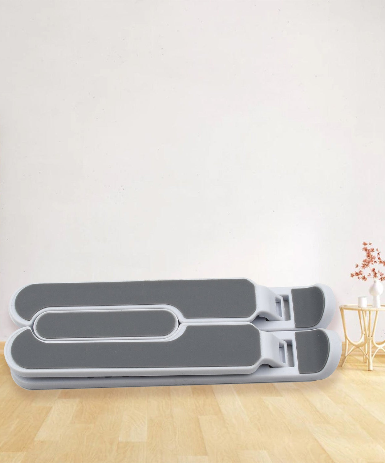 Foldable tablet stand with high quality fiber