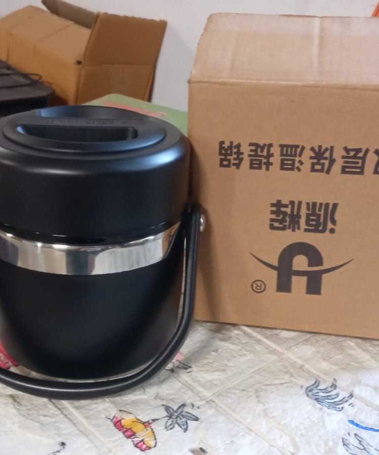 Colorful stainless steel thermos for versatile use