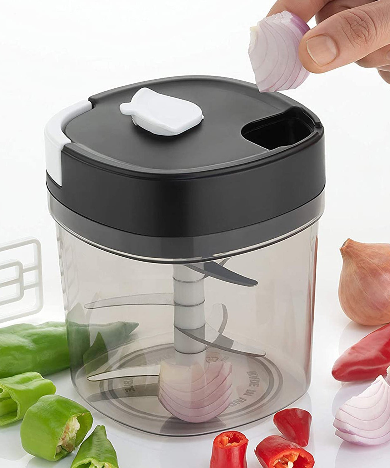 Handy chopper and slicer for fruits, vegetables, and cheese with a 600ML capacity