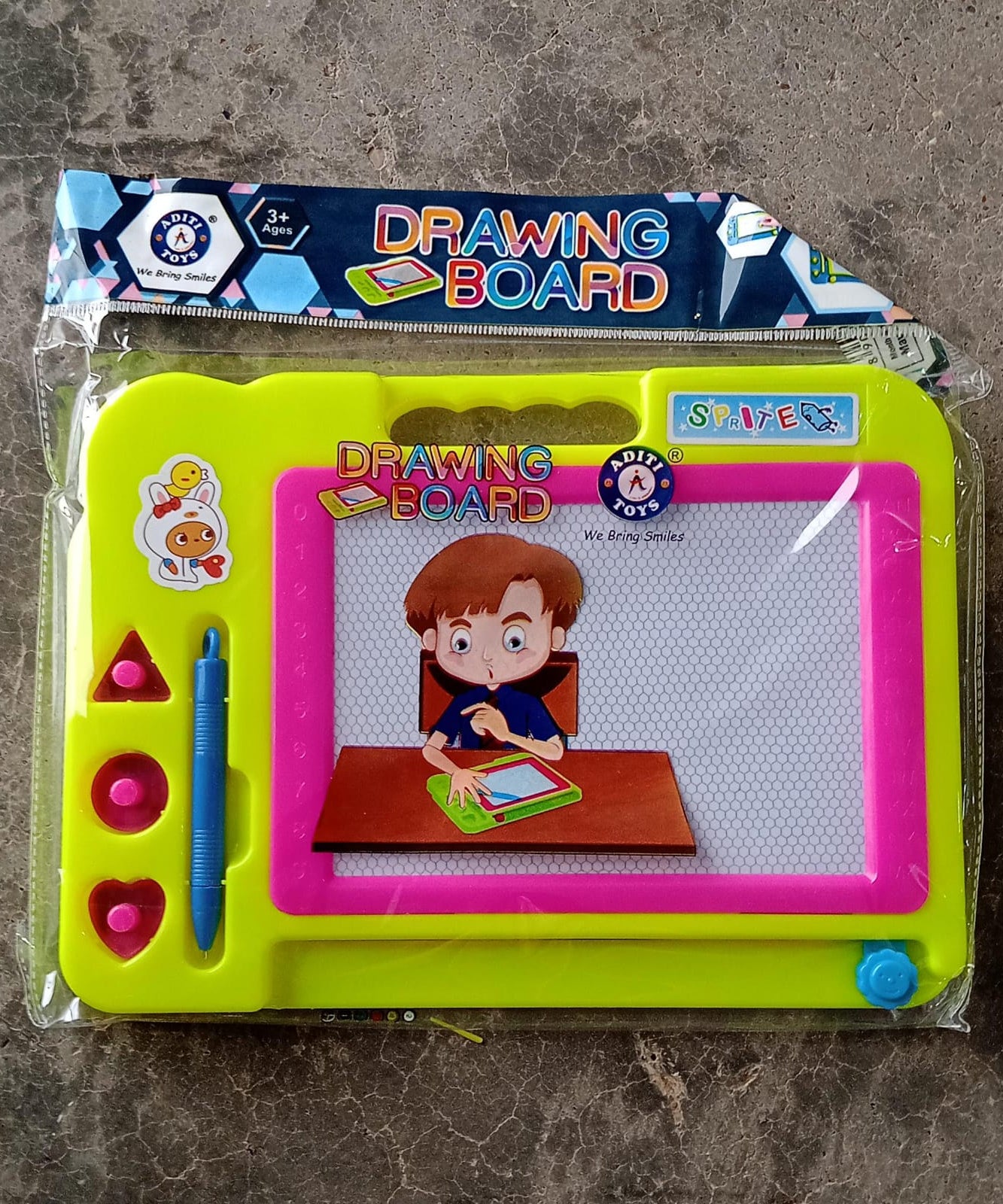 Magnetic drawing board