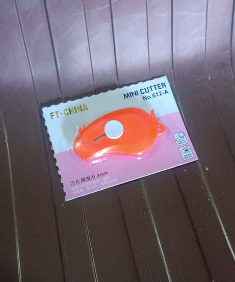 Mini Cutter Portable & Safe Box Opener (Multiple Uses)