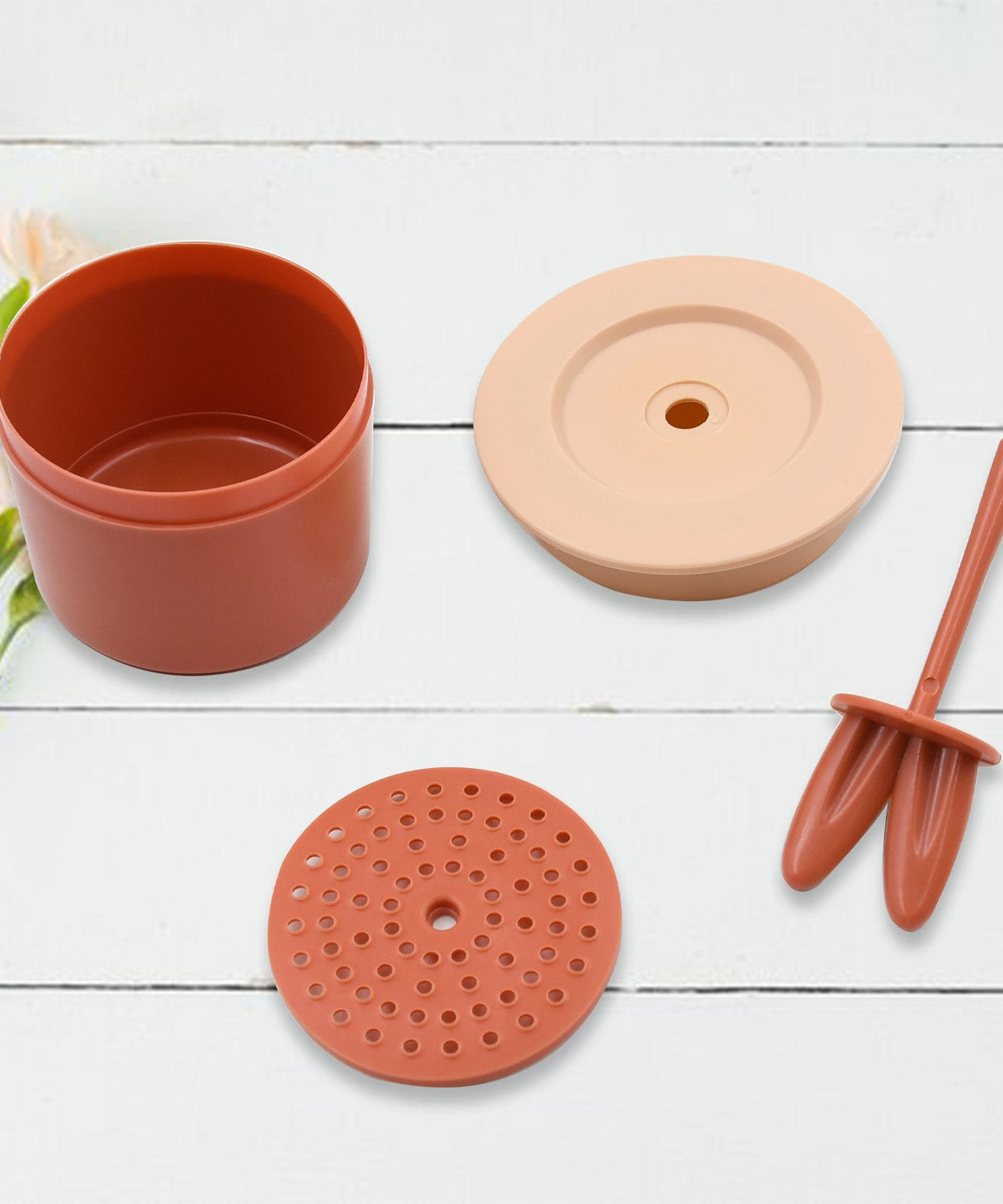 1 Pcs Facial Cleanser Foam Cup, Rich Foam Maker for Foam Facial Foam Maker Cup Cute Portable Facial Cleanser Foam Cup Skincare Tool for Face Wash.