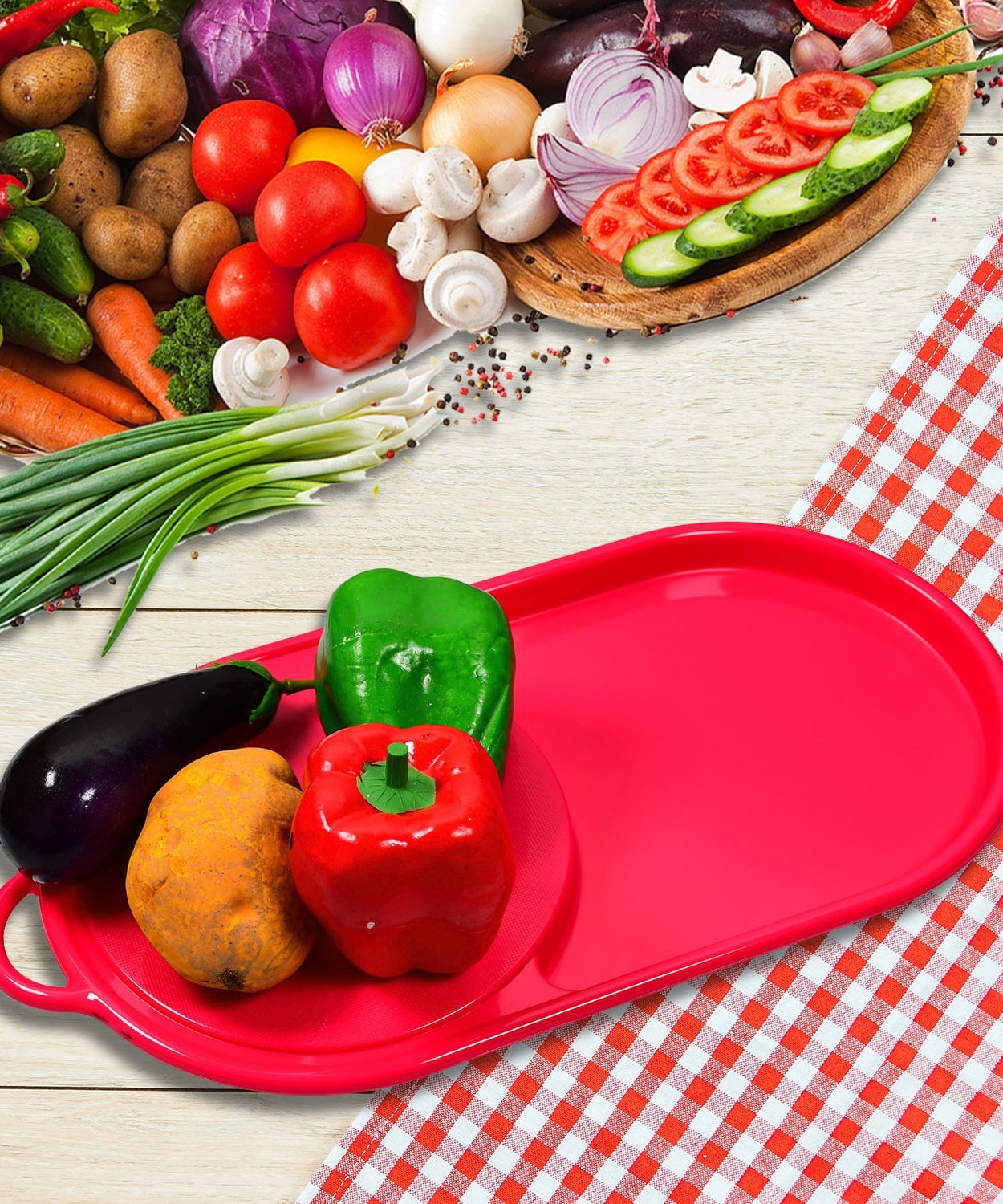 Plastic chopping tray for kitchen use