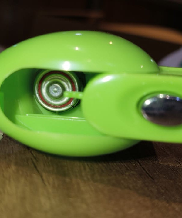 Hand Blender For Mixing And Blending, While Making Food Stuffs And Items At Homes Battery Operated (Battery Not Included)