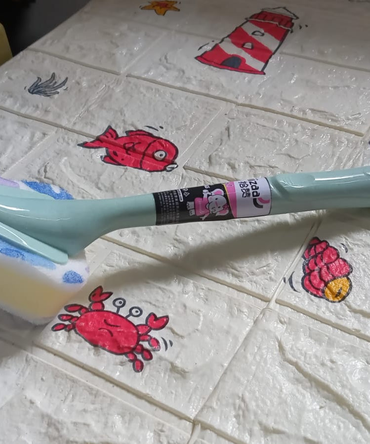 Long handled triangular brush for kitchen use