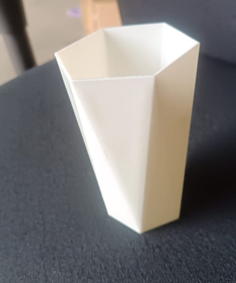 Modern Geometric Hexagon Plastic Flower Vase (1 Pc)