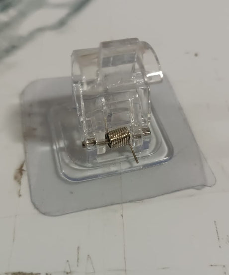 Self-Adhesive Transparent Wall with Spring-Loaded Anti-Slip Clip (1 Pc)