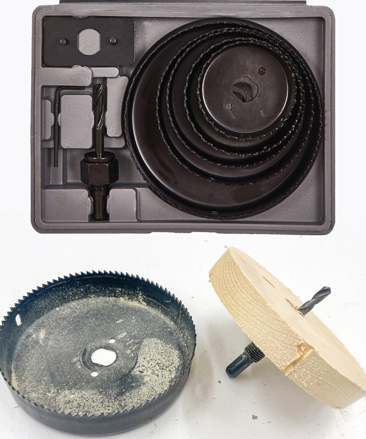 Assorted hole saw blades in a set