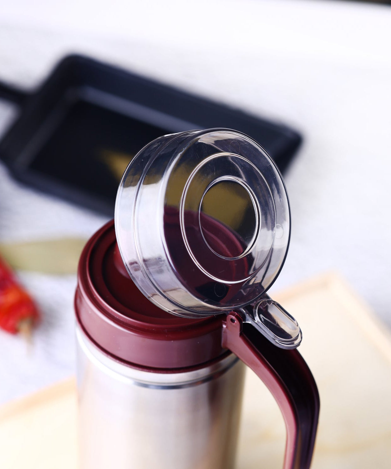 Oil container with small nozzle, stainless steel, 750ml