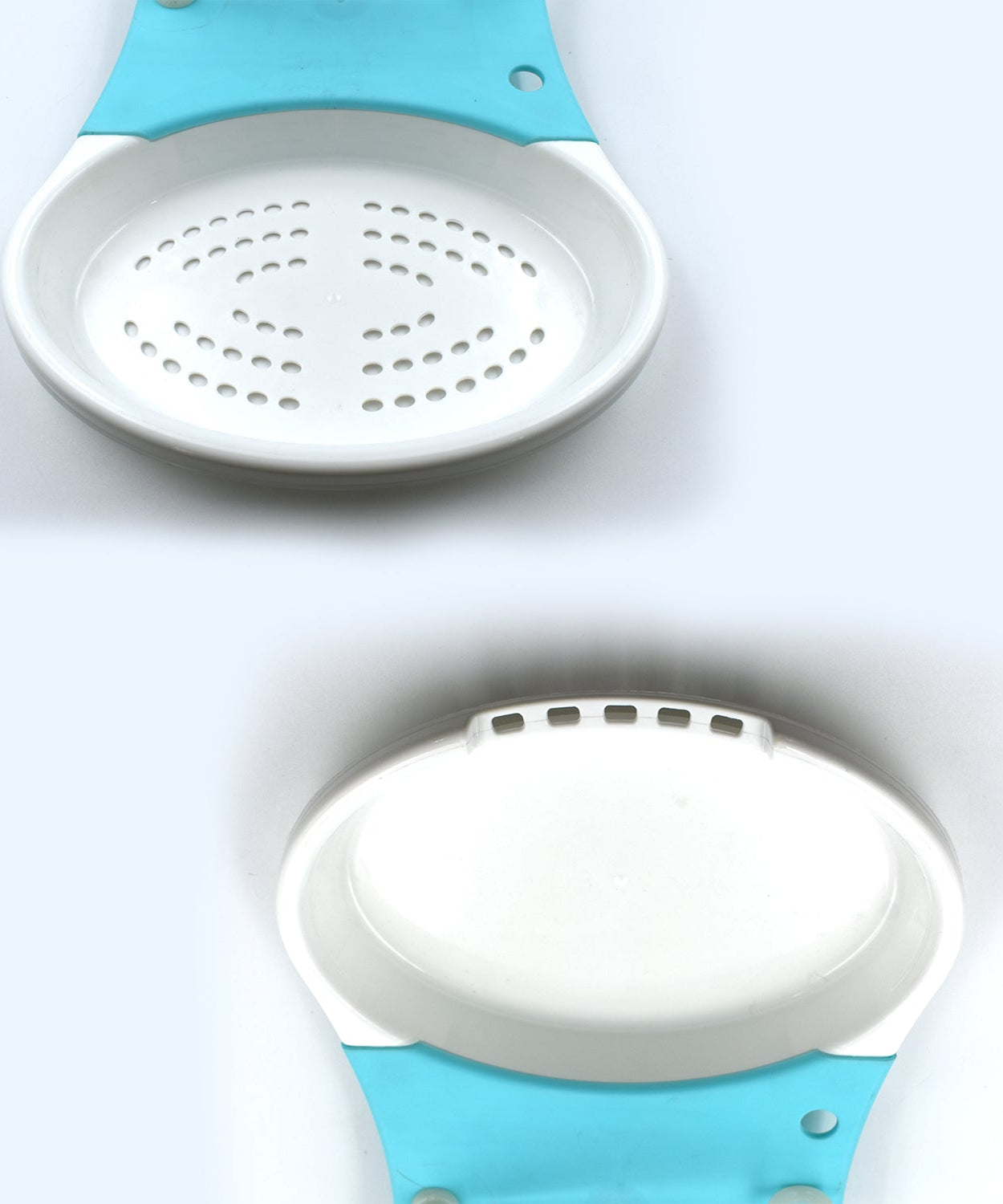 Versatile cut and wash kitchen tool for simultaneous cutting and washing.