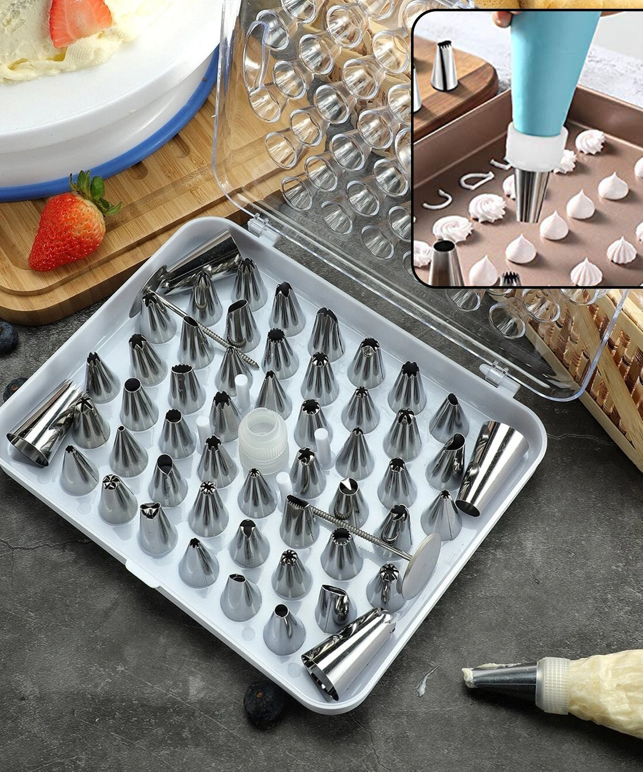 Set of nozzles for cakes