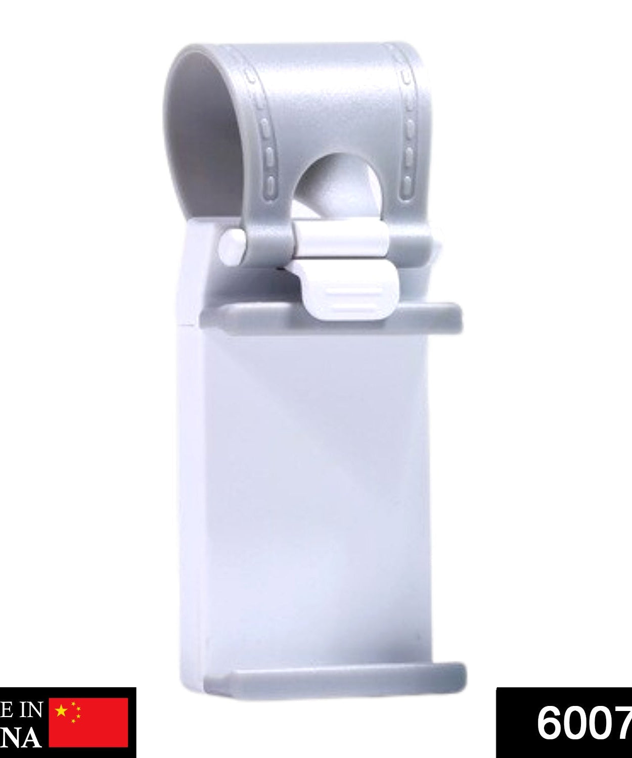 Adjustable mobile holder for steering wheel