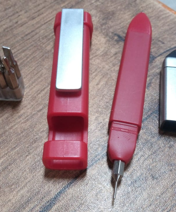 Practical tech tool pen with multiple functions.