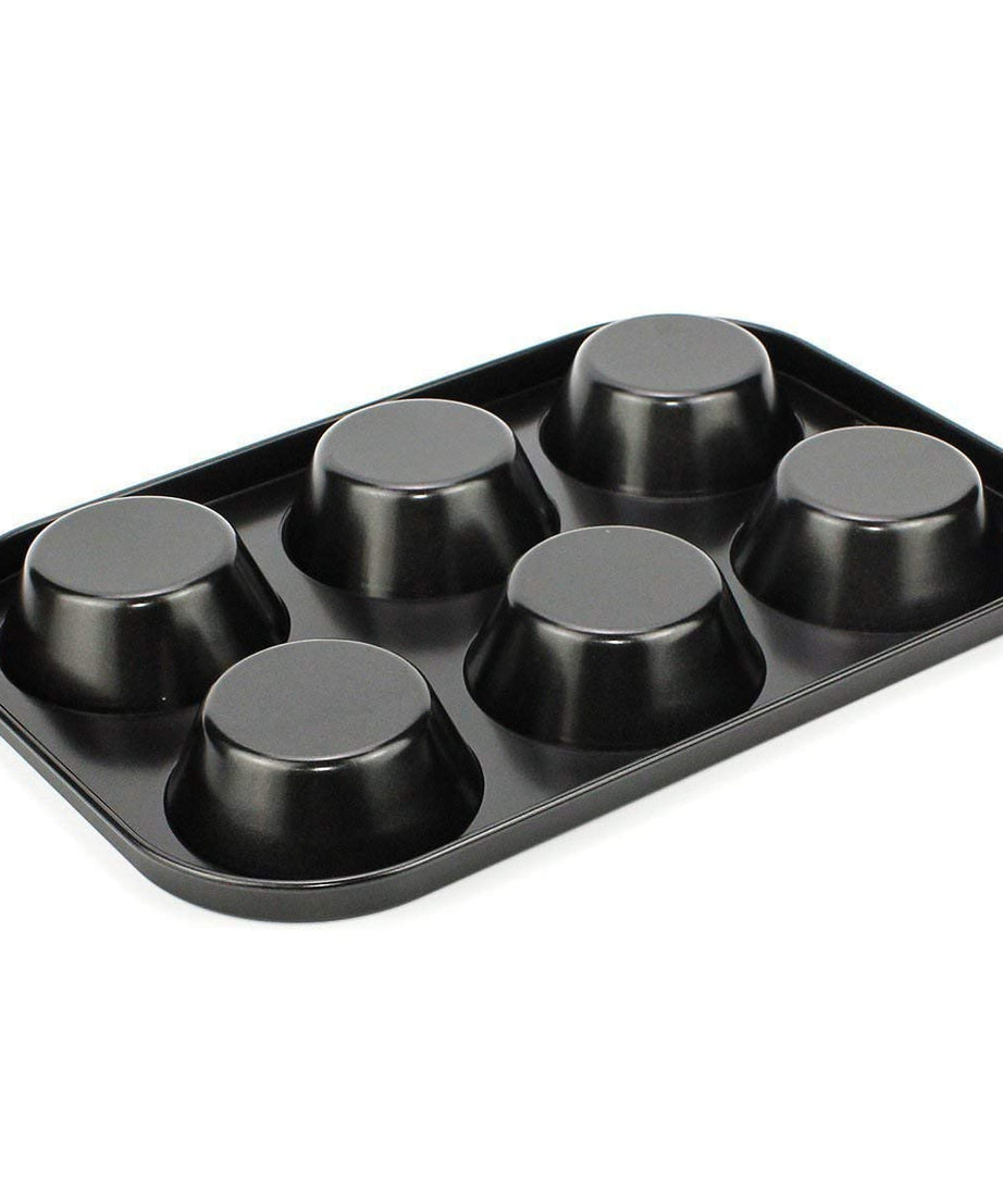 Quality non-stick tray for baking 6 cupcakes.