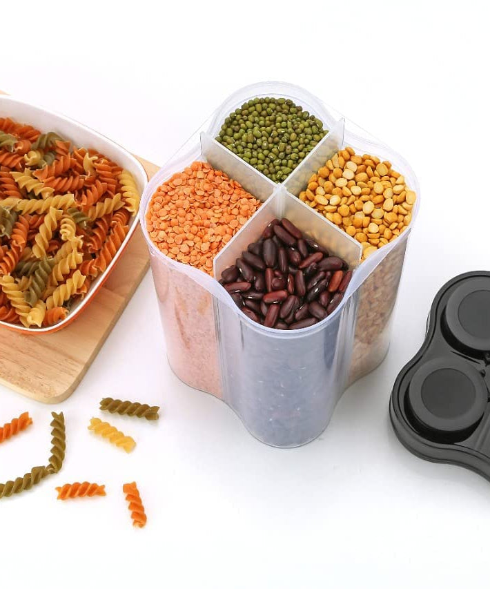 Plastic food storage jar with secure locking lid