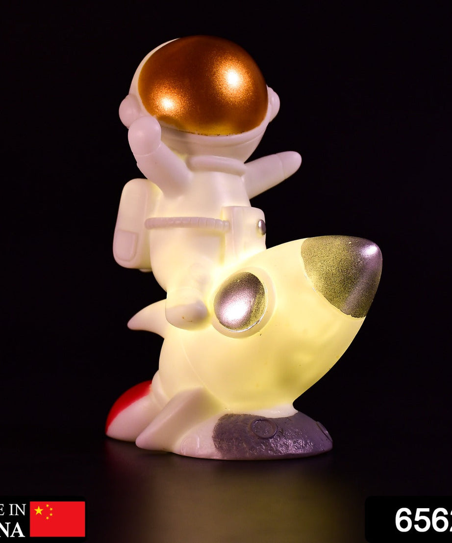 Resin astronaut figure for desktop decoration.