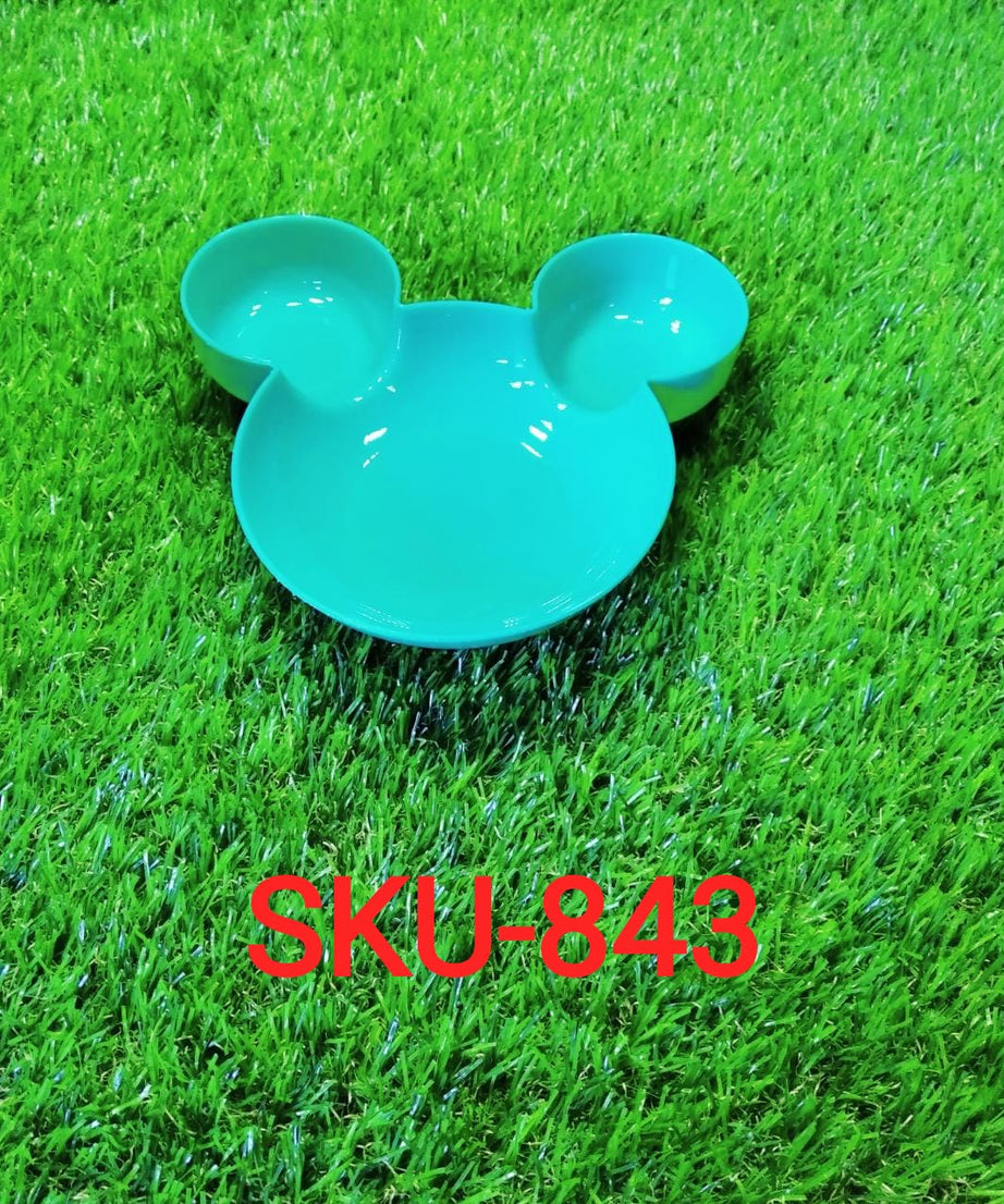 Divided Mickey-shaped plate for snacks