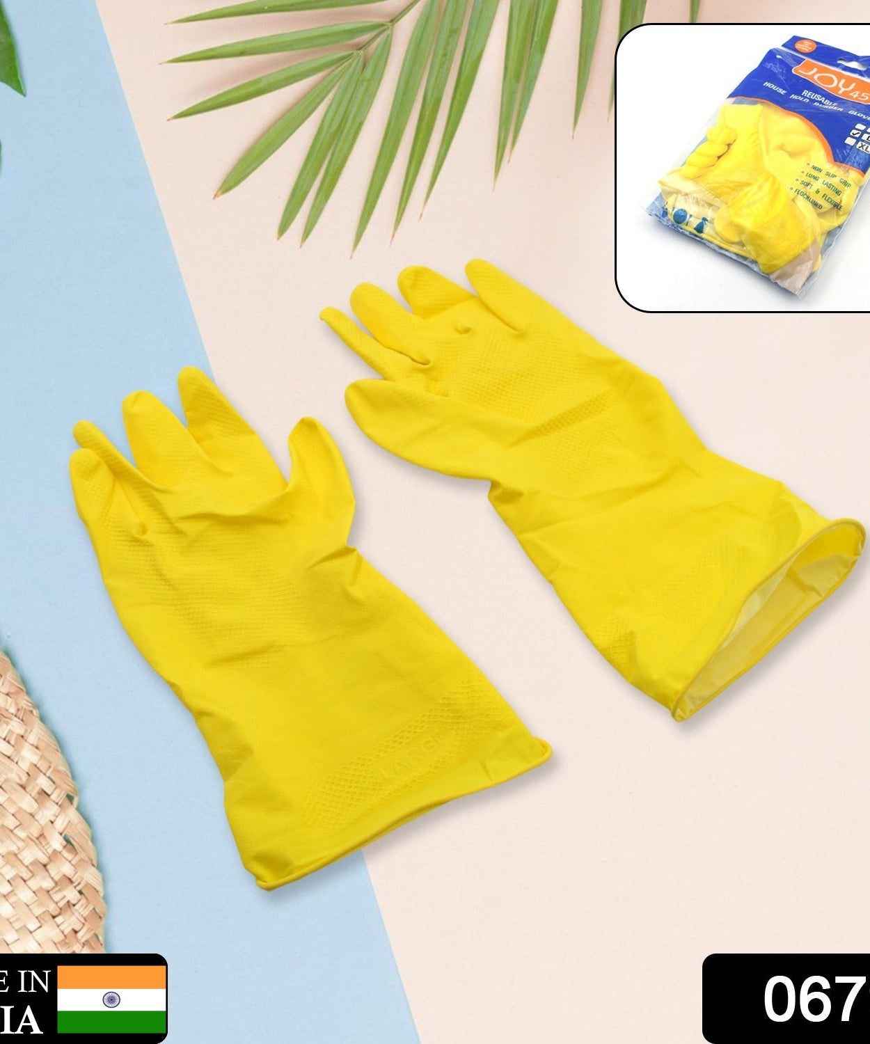 Durable cleaning gloves for various household tasks