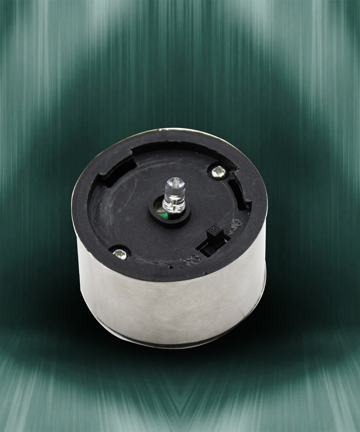 Solar spike lights for yard and garden paths