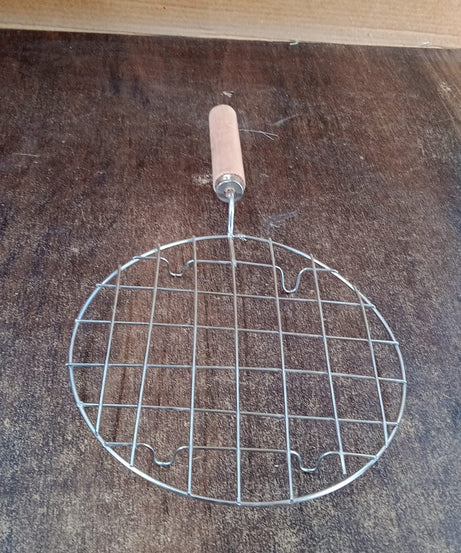 Kitchen Round Stainless Steel Roaster Papad Jali, Barbecue Grill with Wooden Handle