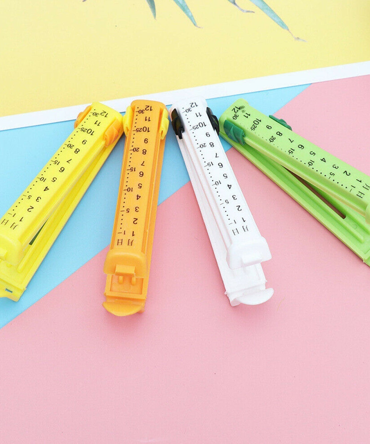 Efficient sealing clips for preventing contamination of stored food items.