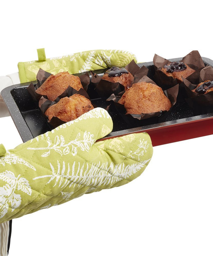 Cotton baking pad, heat proof, for use in microwave and oven