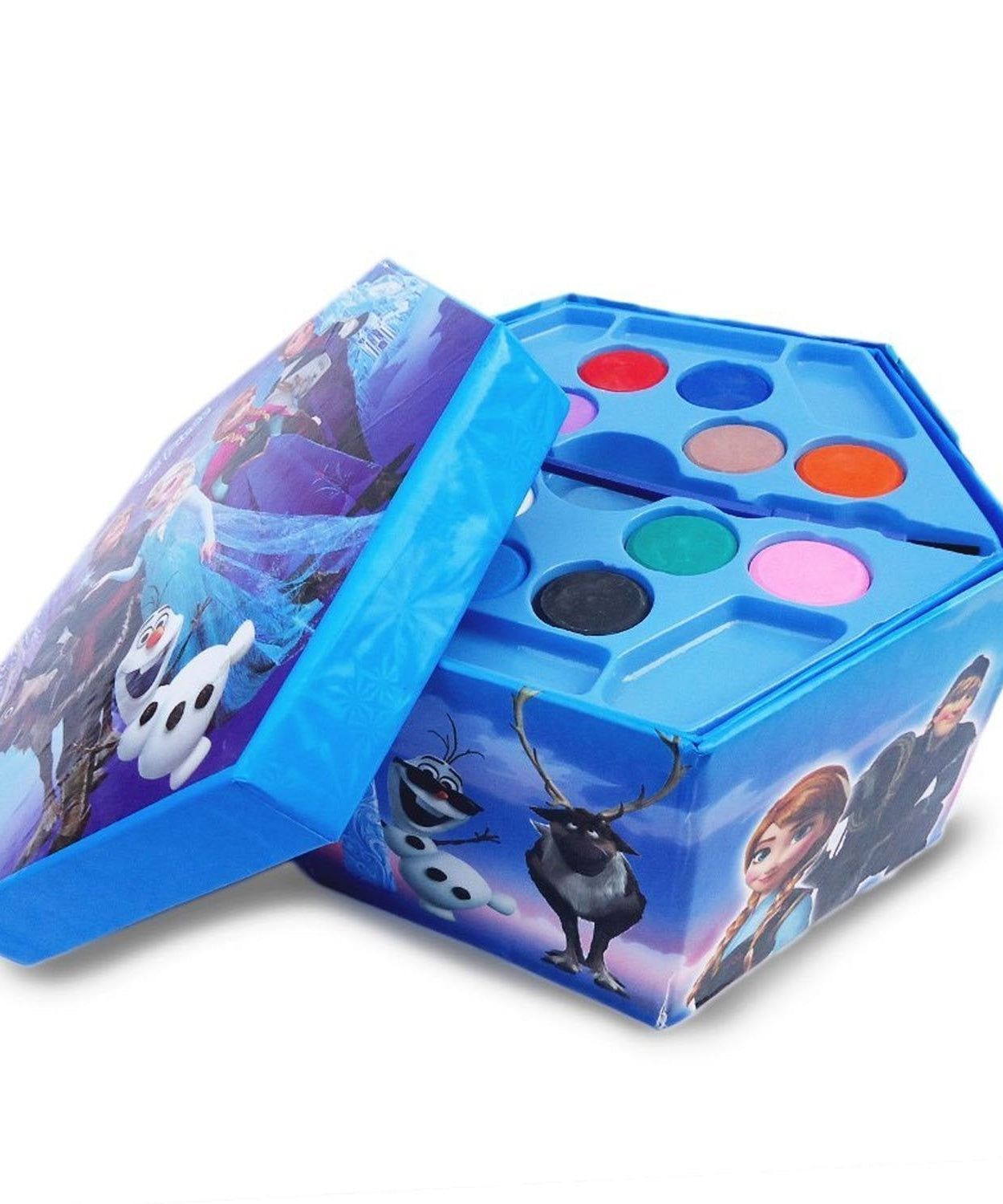 Art supplies set with color pencils