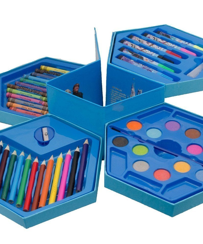 Art color set with crayons and pens