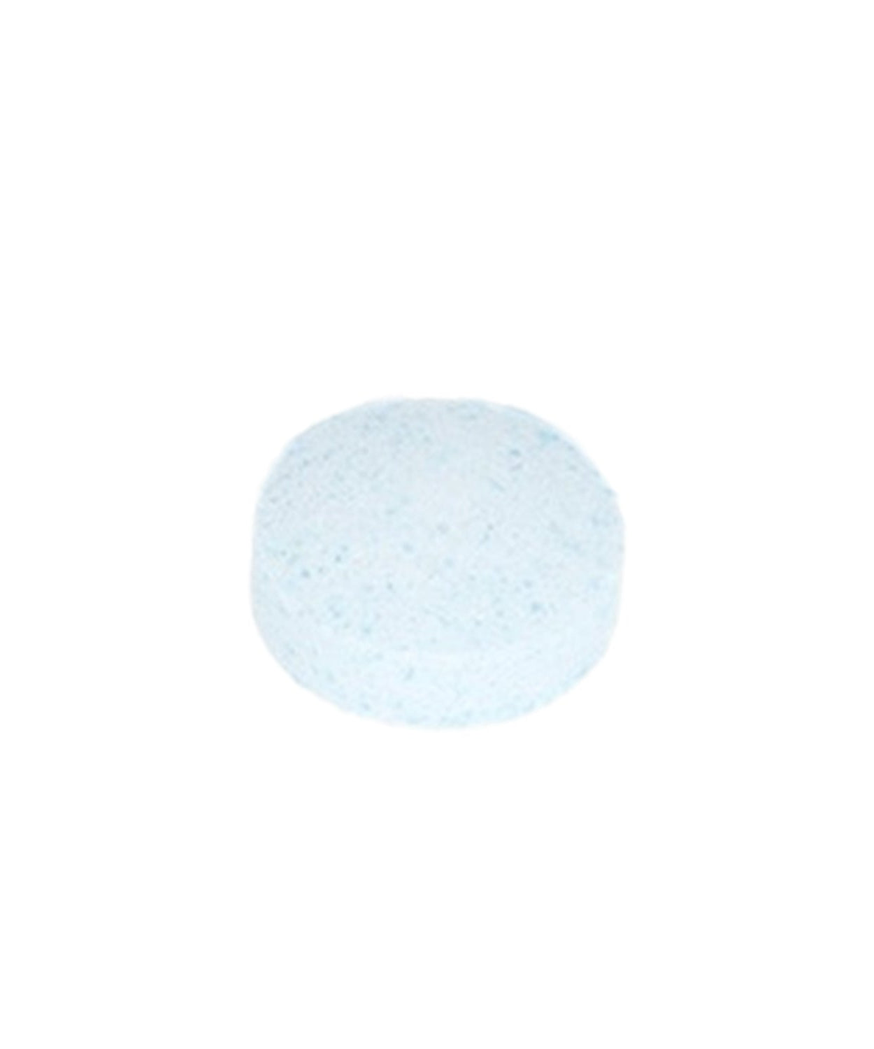 Detergent tablets for car wiper maintenance and cleaning