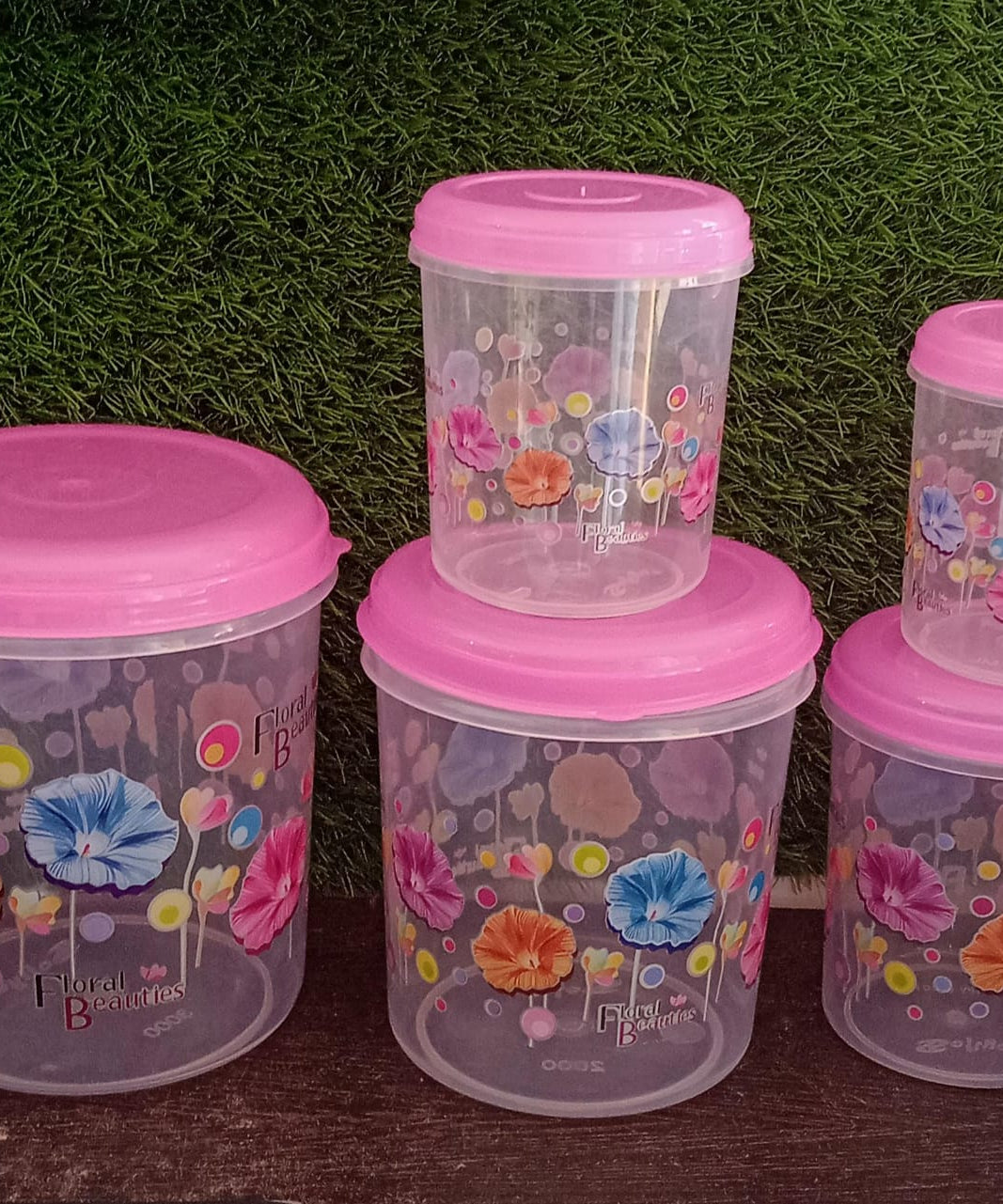 Space-saving transparent containers for meal prep and storage