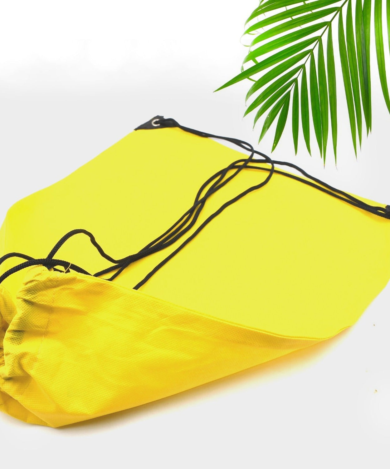 Sports string bag, drawstring closure