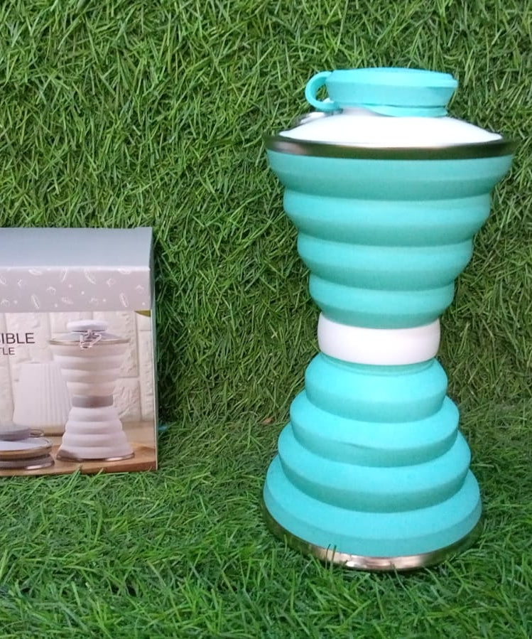 BPA-free collapsible bottle