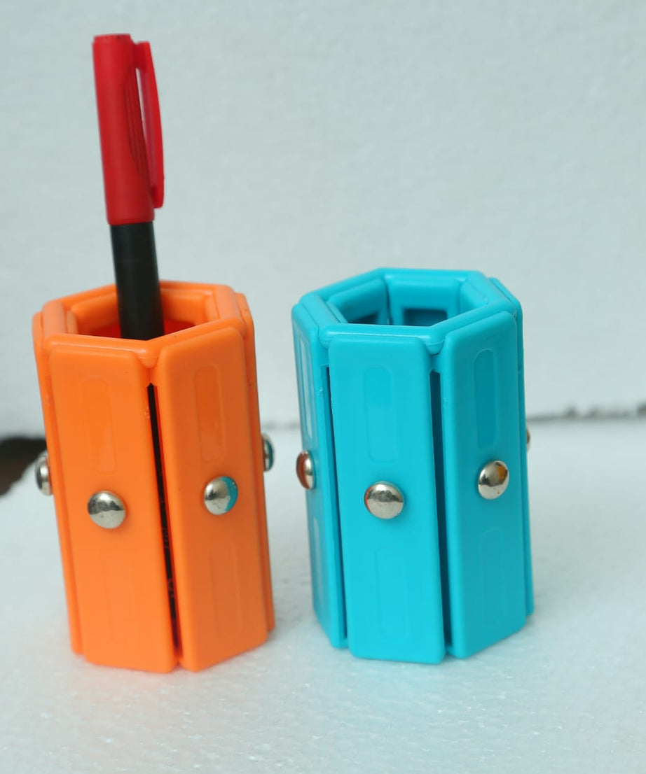 Heat-resistant hot mat with foldable design, non-slip for kitchen use.