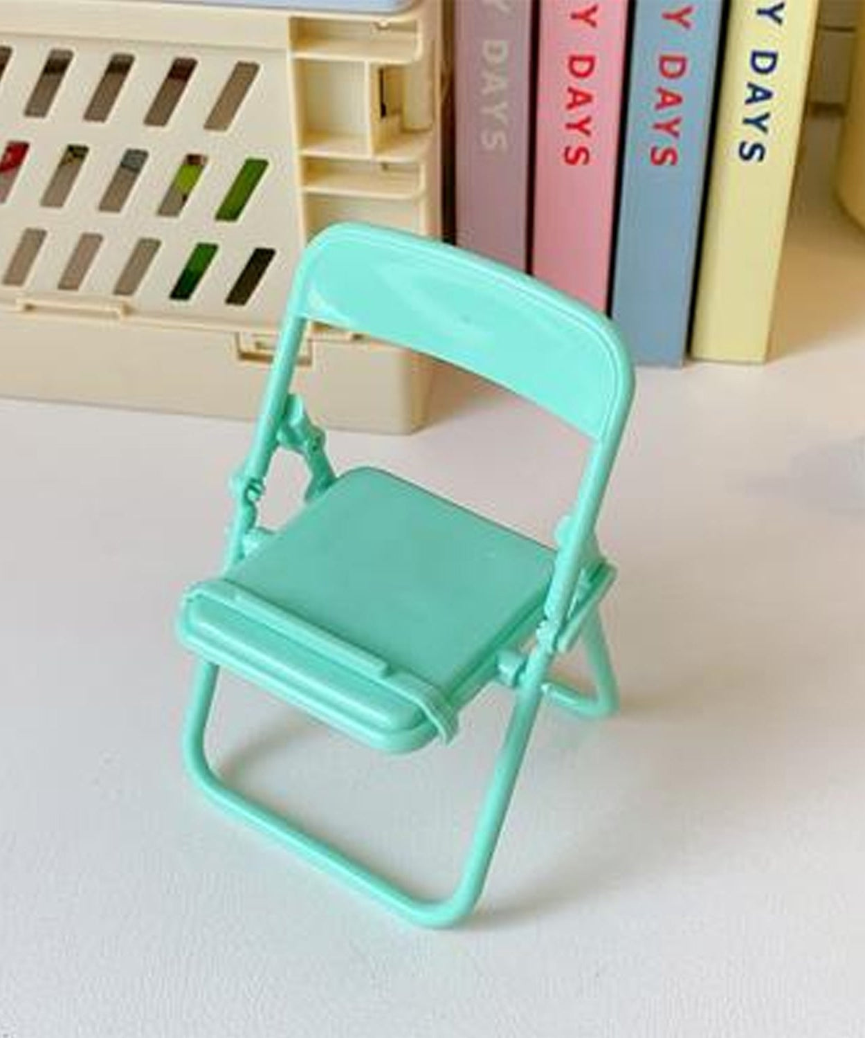 Mobile stand chair for holding phones