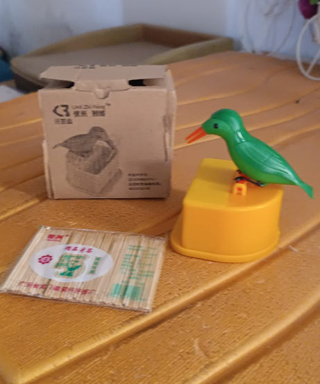 Portable Automatic Bird Toothpick Storage Box