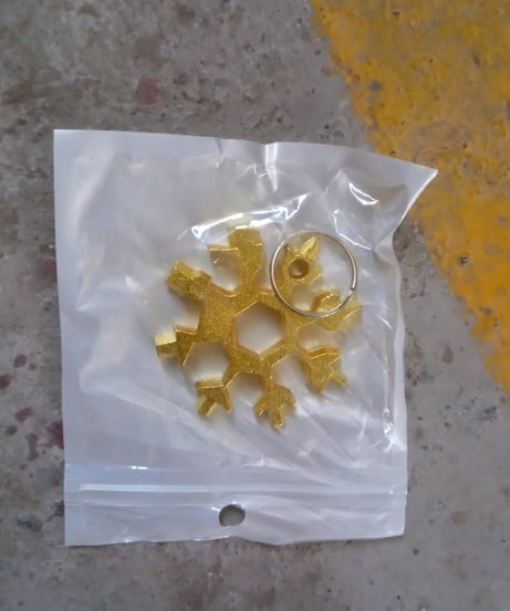 18-in-1 Snowflake Multi-Tool – Portable Bottle Opener, Screwdriver & Wrench