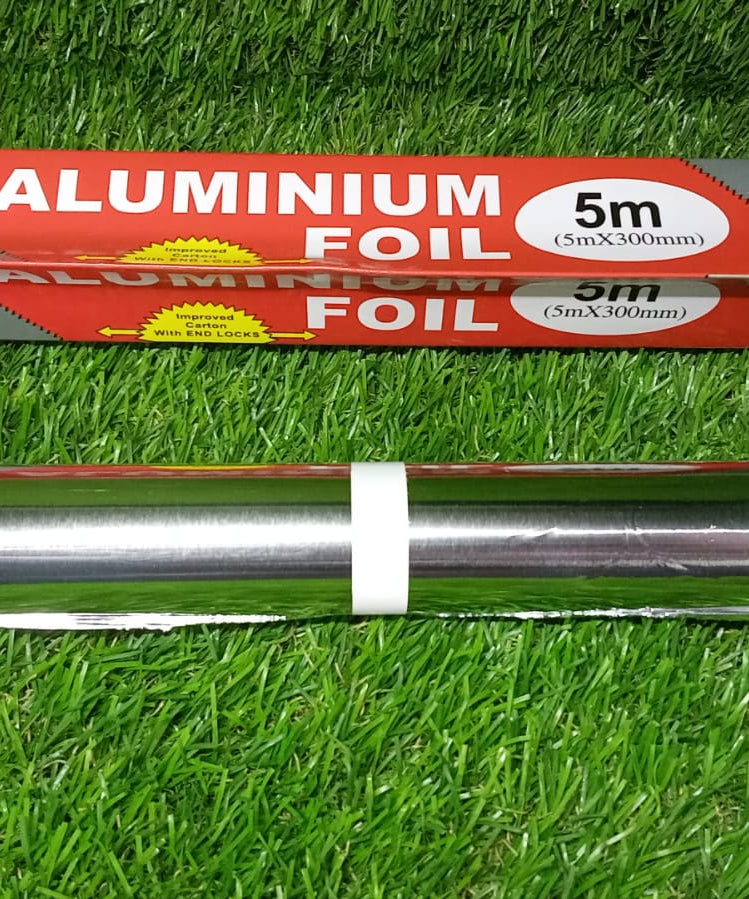 Roll of thick aluminum foil, non-stick, perfect for baking