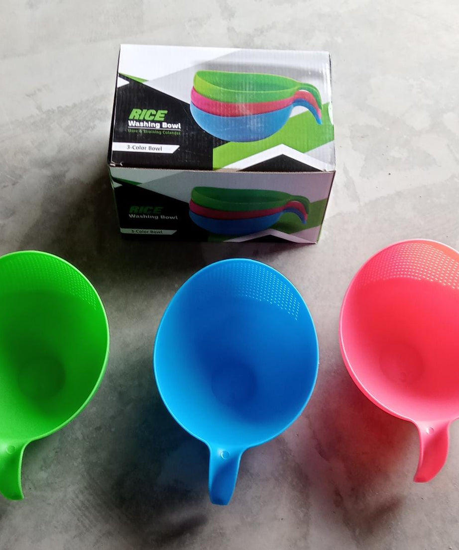 Plastic food strainer and bowl set, durable and functional