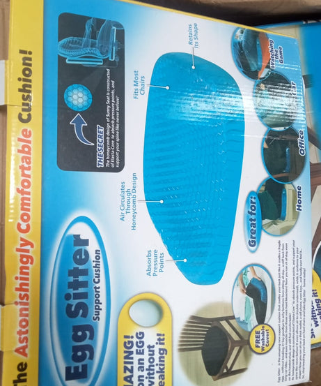 Gel seat cushion for comfortable sitting.