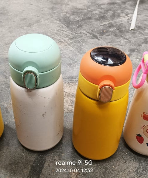 Duck Stainless Steel Water Bottle (1 Pc / Mix Design)