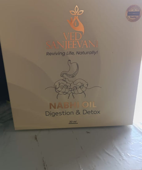 Ved Sanjeevani 30ML Ayurvedic Nabhi Oil for Digestion & Detox (30ML / 1 Pc)