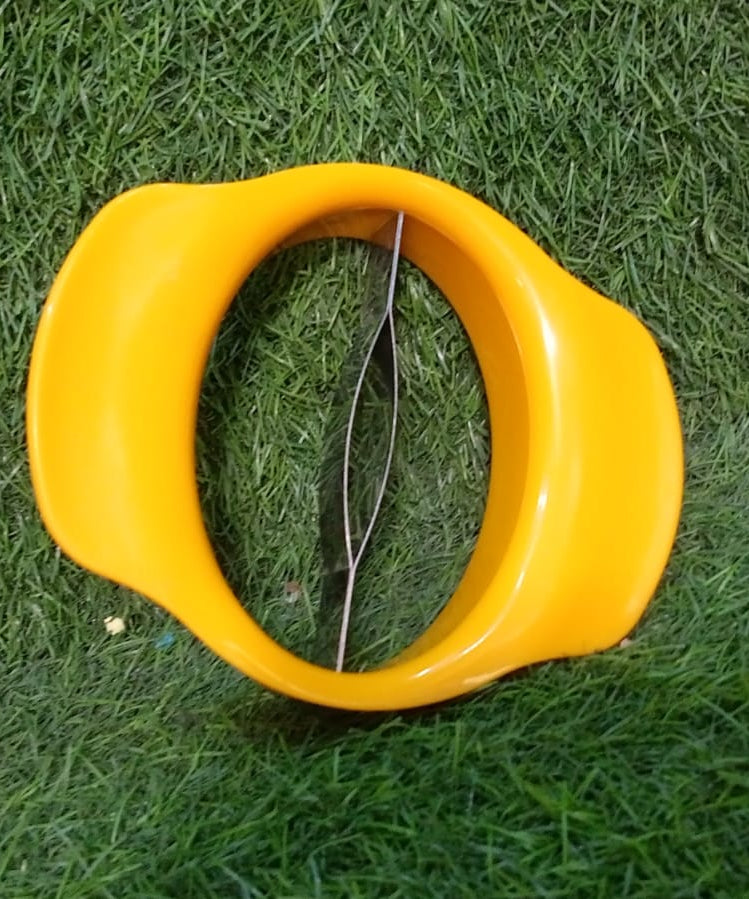 Mango cutter with stainless steel blade for easy slicing