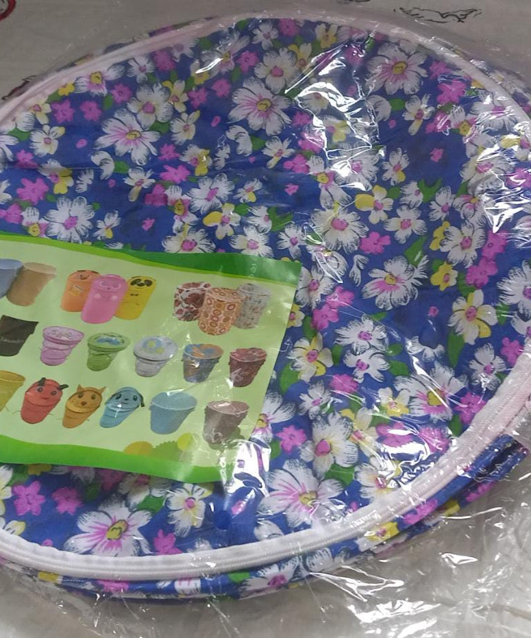 Canvas laundry bag with convenient storage