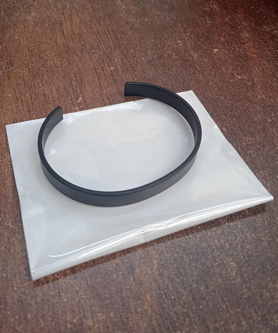 Customized / Personalized Stylish Kada Bracelet (1 Pc / Black)