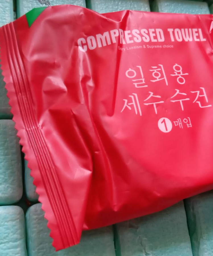 Compressed Towels Portable Disposable Compressed Cotton Coin Tissue Towel for Travel, Camping, Hiking, Sport, Beauty Salon, Home Hand Wipes (30x25 Cm)