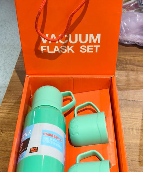 Green Vacuum Flask Set – Stainless Steel Thermos with 3 Cups, Approx 500ml