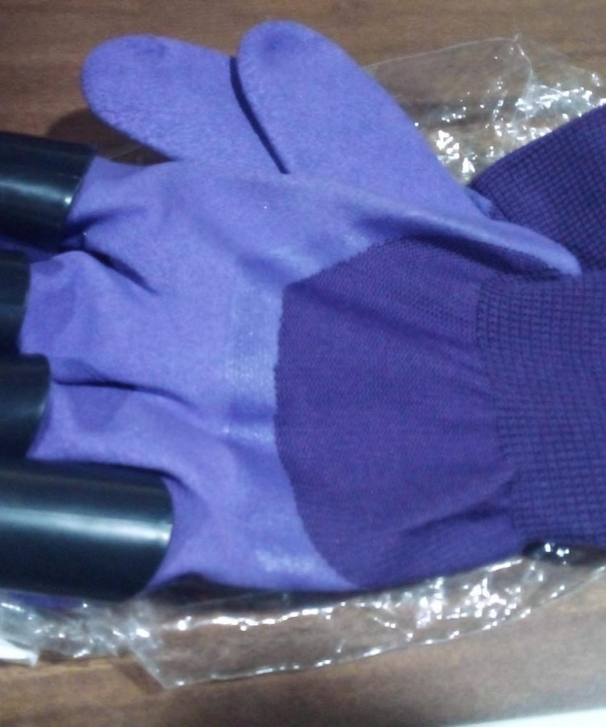 Garden Farming Gloves With Hand Fingertips & Plastic Claws (1 Pair)