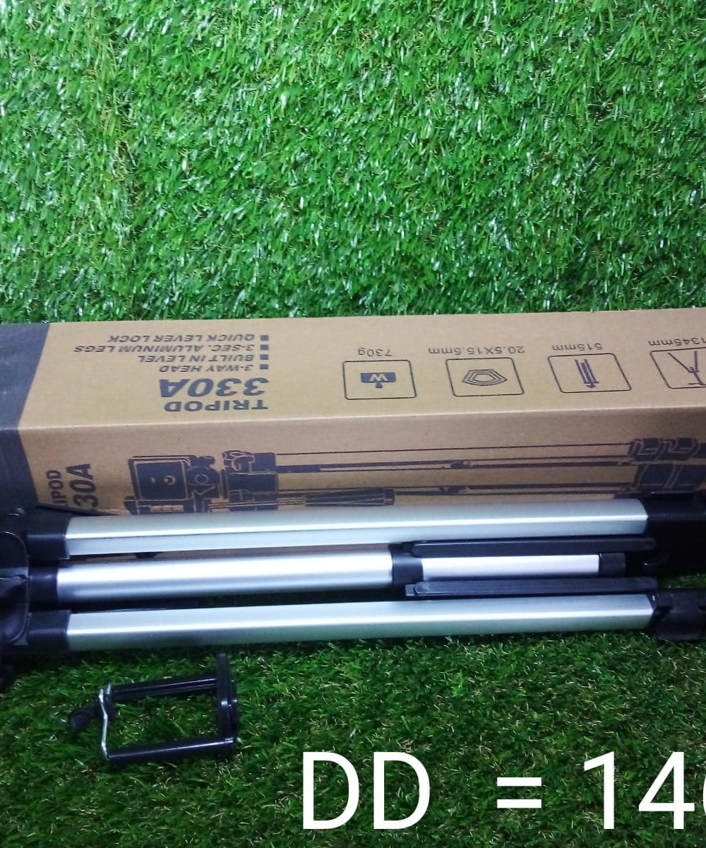 Adjustable tripod with stabilizing legs