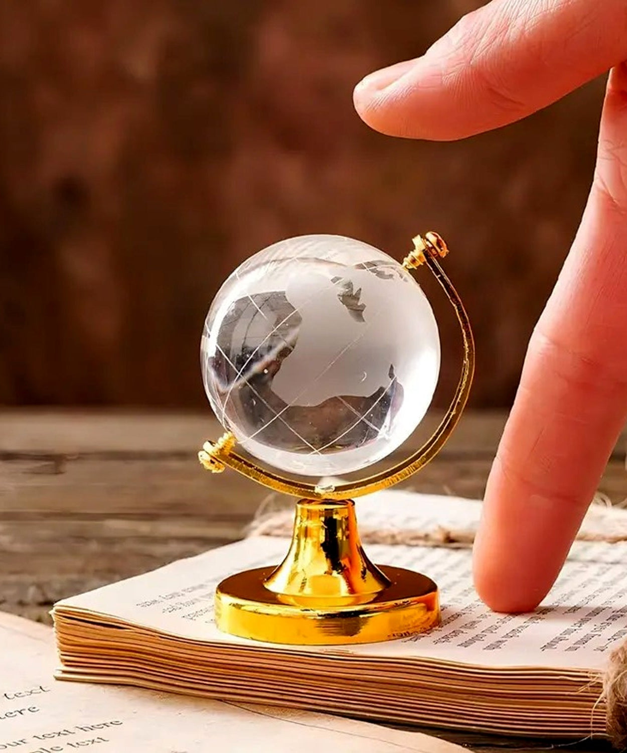 Small Crystal Globe Table Showpiece with Golden Stand (1 Pc)